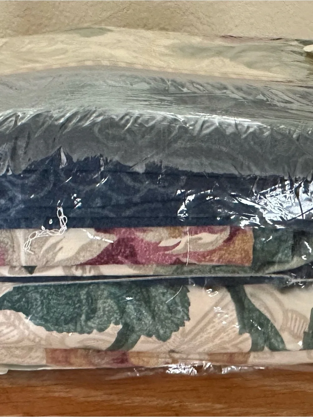 New Old Stock Vintage Dan River Cottagecore “Sheffield” King Sz 4 Pc Sheet Set